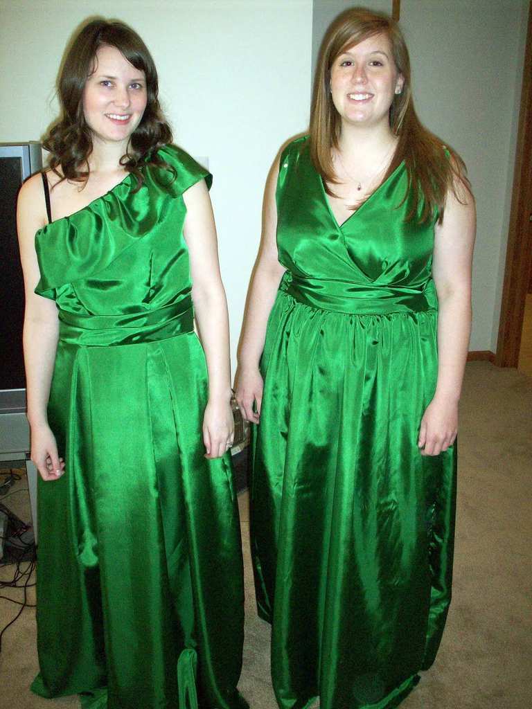 The Most Ridiculous Bridesmaids Dresses Ever 4392
